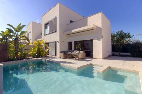 Villa i La Marina, Alicante, La Marina - € 350.000 | Ref: W6133VA - foto 3